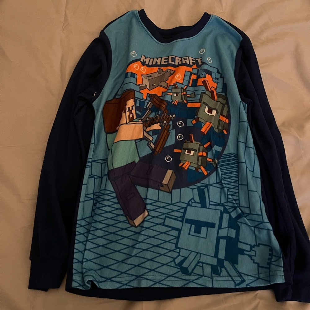 ❤️4 for $10❤️ Minecraft kids long sleeve pajama top